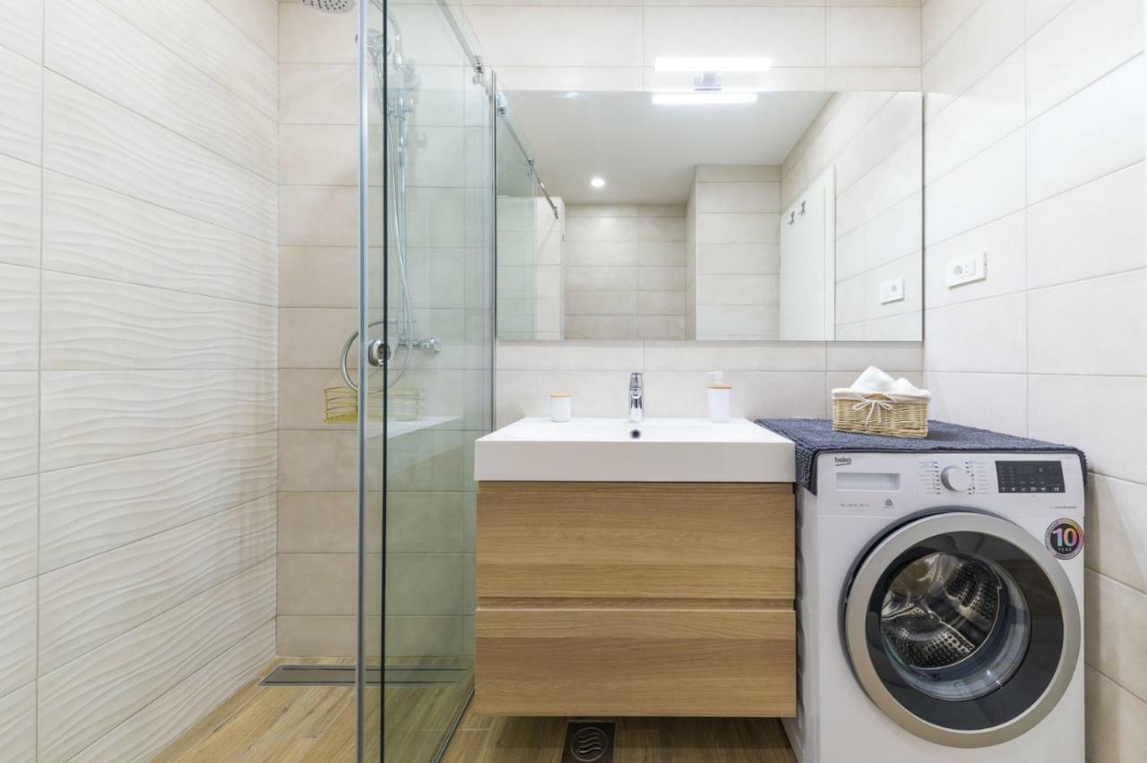 Onesta Apartment สปลิท ภายนอก รูปภาพ